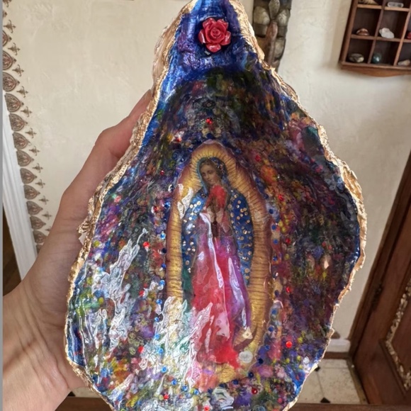 OUR LADY OF GUADALUPE -large oyster shell made to order - Picture 1 of 7